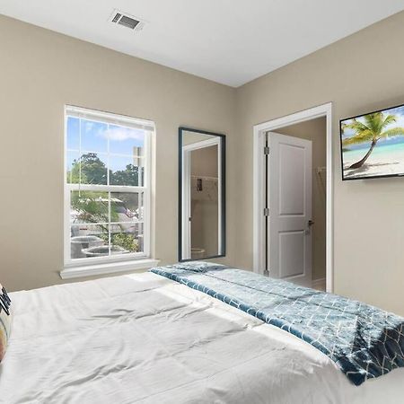 Elegant 1Br/1Ba Condo With Pool, Gym And Laundry Мельбурн Екстер'єр фото